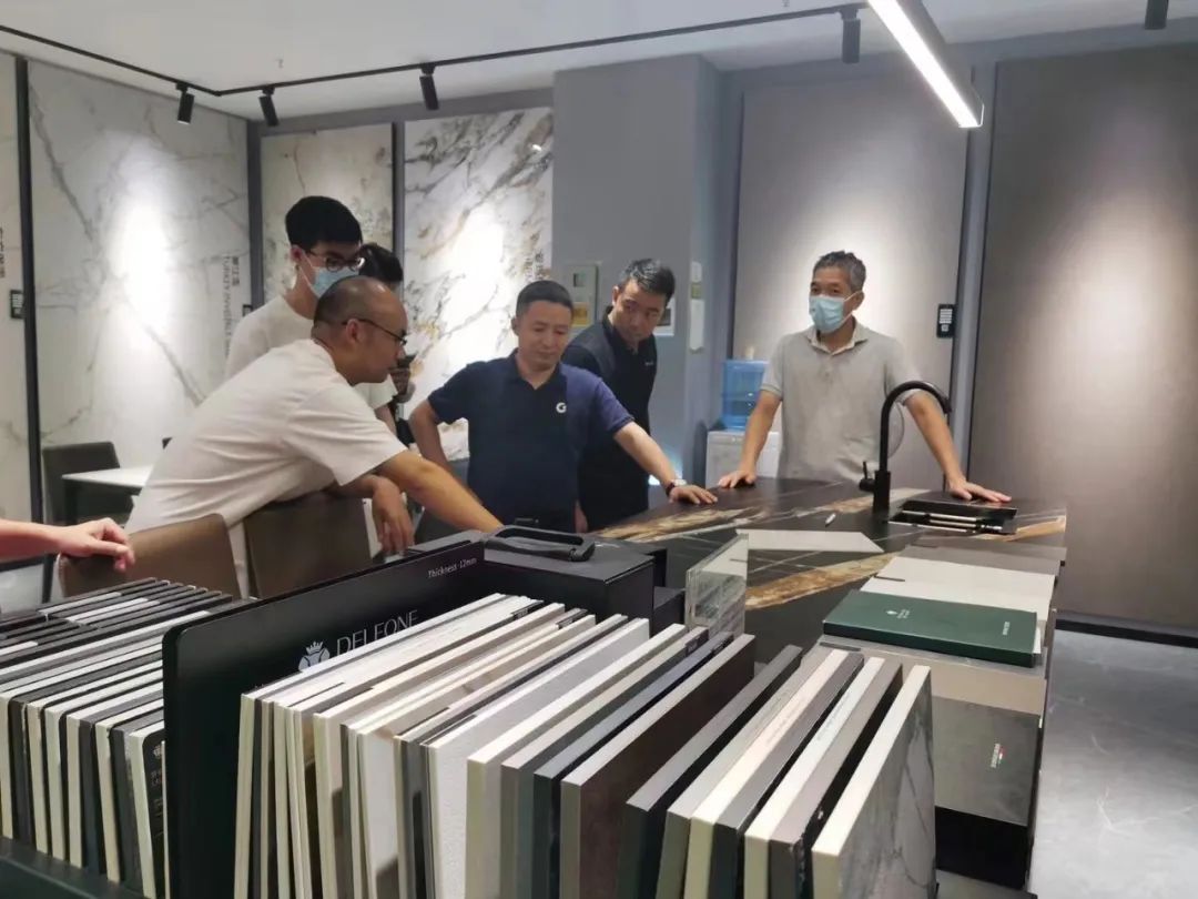 榜樣“豐”采 | 杭州德利豐巖板專賣店店長如何簽下80萬巖板大單？